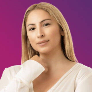 Amanda Pritters headshot